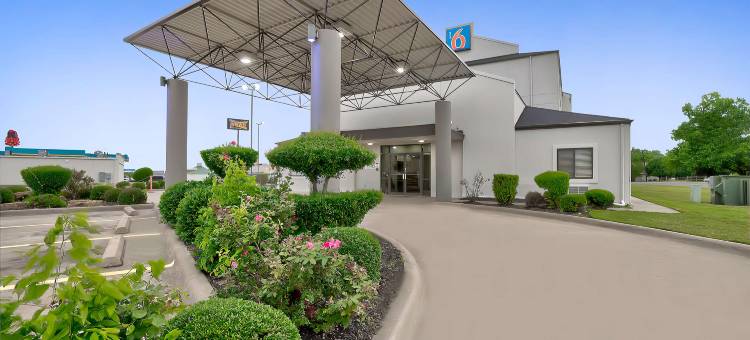 德克萨斯丹尼森 6 号汽车旅馆(Motel 6 Denison, TX)图片