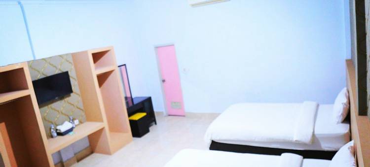 红多兹酒店@帕桑卡尤马穆朱乌塔拉(RedDoorz @ Pasangkayu Mamuju Utara)图片