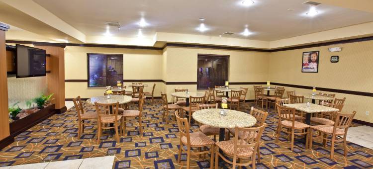 智选假日套房酒店普利茅斯(Holiday Inn Express & Suites PLYMOUTH by IHG)图片