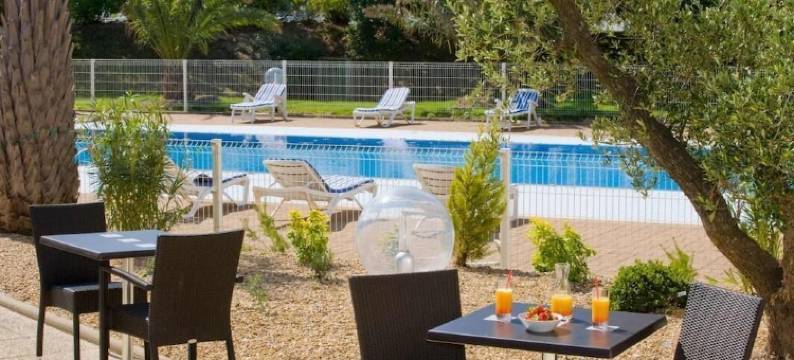 停泊港南特大洋洲酒店(Escale Oceania Nantes Aéroport)图片