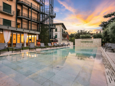 克洛斯迪马耳他大酒店