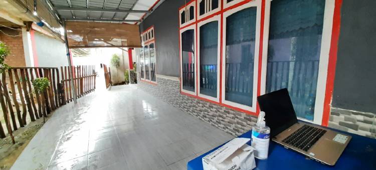 红色伙伴坎蒂卡科托腾加家庭旅馆(Homestay Cantika Koto Tengah RedPartner)图片