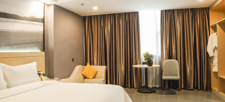 柏曼酒店(江门五邑大学利和广场店)图片