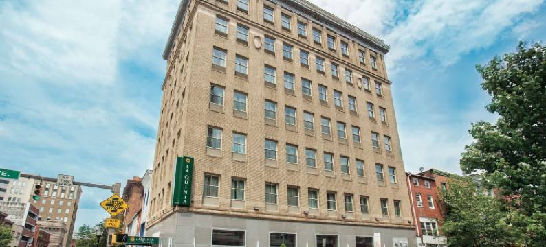 温德姆旗下拉昆塔温德姆酒店套房-内港市中心(La Quinta Inn & Suites by Wyndham Baltimore Downtown)图片