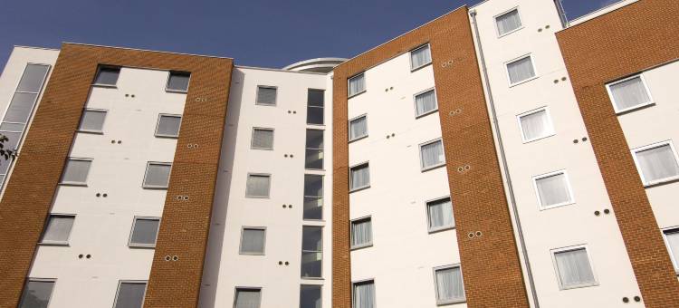 雷丁中心普瑞米尔酒店(Premier Inn Reading Central)图片