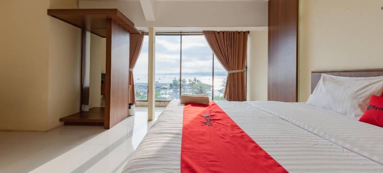 红门伊斯兰教酒店 靠近佩拉布汉鲁图广场(RedDoorz Syariah Near Alun-Alun Pelabuhan Ratu)图片