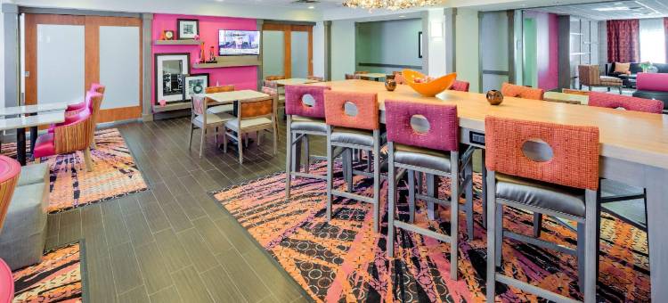 亚克朗南欢朋酒店(Hampton Inn Akron-South)图片