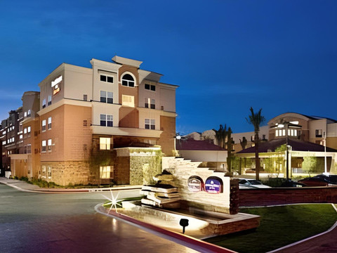 凤凰城格兰岱尔体育和娱乐区居家酒店