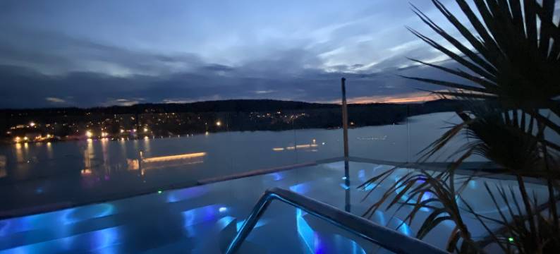 河岸酒店(Hotel Riviera)图片