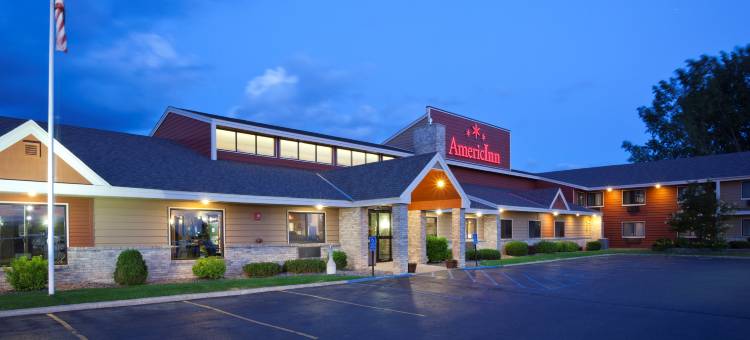 基瓦尼美吟温德姆酒店(AmericInn by Wyndham Kewanee)图片