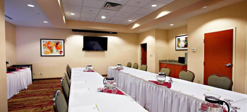 萨德伯里万枫酒店及套房(Fairfield Inn & Suites Sudbury)图片