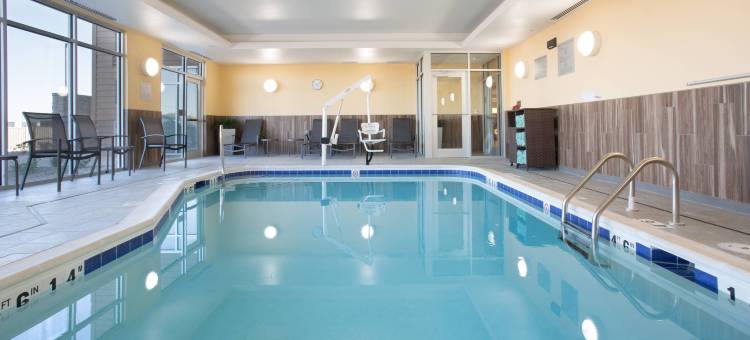 伯灵顿万枫套房酒店(Fairfield Inn & Suites Burlington)图片