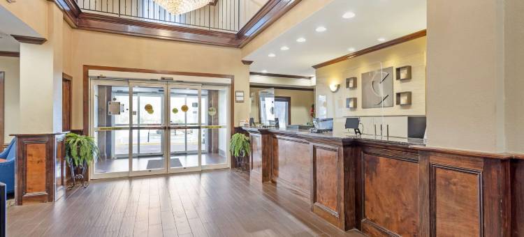 舒适套房酒店(Comfort Inn & Suites Carneys Point)图片