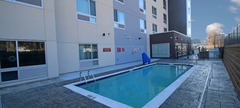 格林斯伯勒体育馆区万豪TownePlace Suites酒店(TownePlace Suites Greensboro Coliseum Area)图片