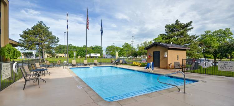 底特律-麦迪逊高地-南特洛伊欢朋酒店(Hampton Inn Detroit/Madison Heights/South Troy Area)图片