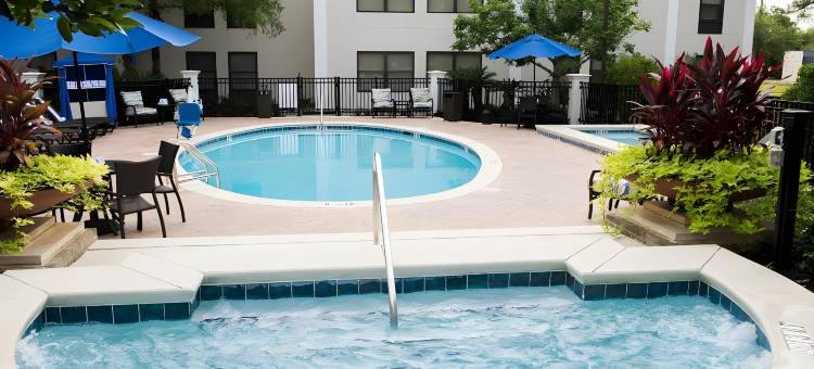 Holiday Inn Express 帕斯卡古拉 - 莫斯点(Holiday Inn Express Pascagoula-Moss Point)图片