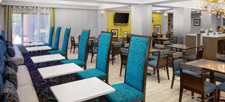 纳什维尔机场欢朋套房酒店(Hampton Inn & Suites Nashville-Airport)图片