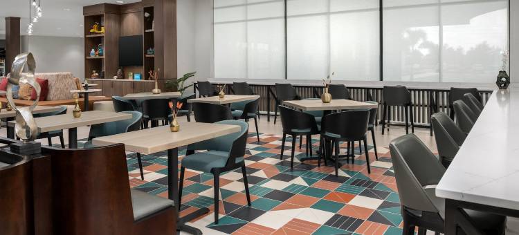 奥兰多东南诺娜欢朋酒店(Hampton Inn by Hilton Orlando Southeast Nona)图片