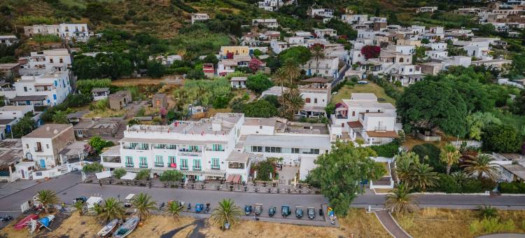 欧斯蒂纳酒店(Hotel Ossidiana Stromboli Center)图片