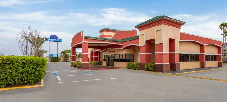 奥兰多北米尔尼亚美吟酒店(Baymont by Wyndham Orlando North Millenia)图片