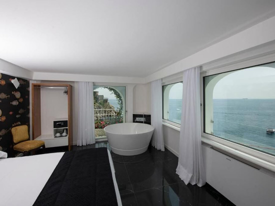 唐·萨尔瓦托雷宫