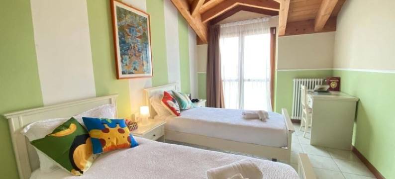 加尔达宫住宅(Ferretti Residence Garda Palace)图片