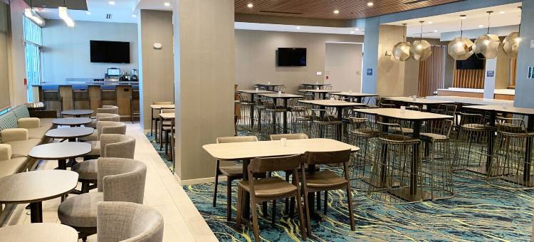 卡纳维拉尔角可可海滩万豪SpringHill Suites酒店(SpringHill Suites Cape Canaveral Cocoa Beach)图片