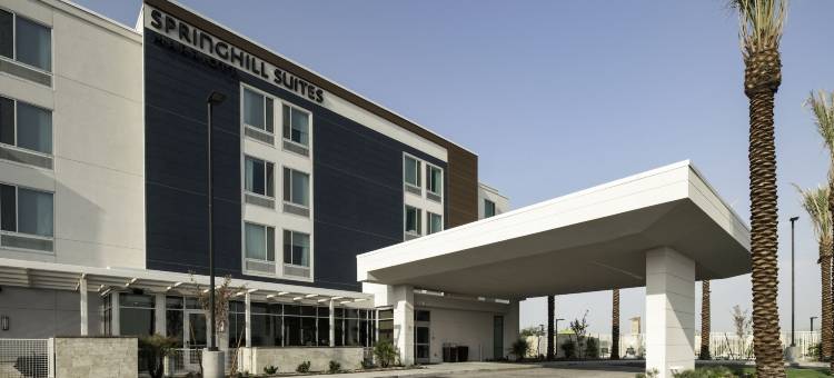 SpringHill Suites Phoenix Goodyear图片