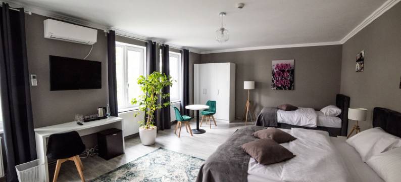 Complex Living图片