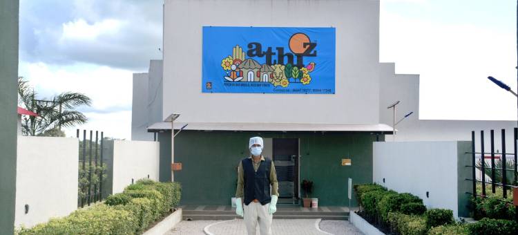 Gir Athiz Resort with Swimming Pool图片