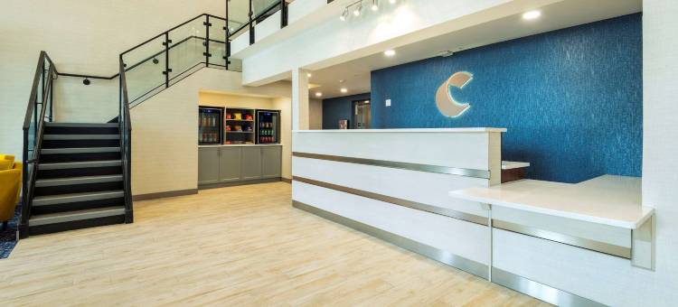 金斯顿西汽车旅馆(Comfort Inn & Suites)图片