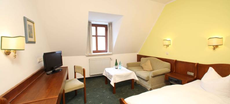 舒彻斯特兰德酒店(Hotel-Landgasthof Schuster)图片