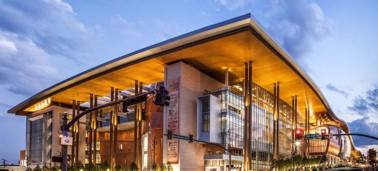 纳什维尔市区希尔顿逸林酒店(DoubleTree by Hilton Hotel Nashville Downtown)图片