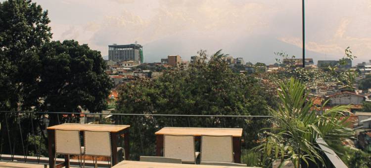 里昂旅舍茂物(需要结婚证)(Rion Hostel Bogor)图片