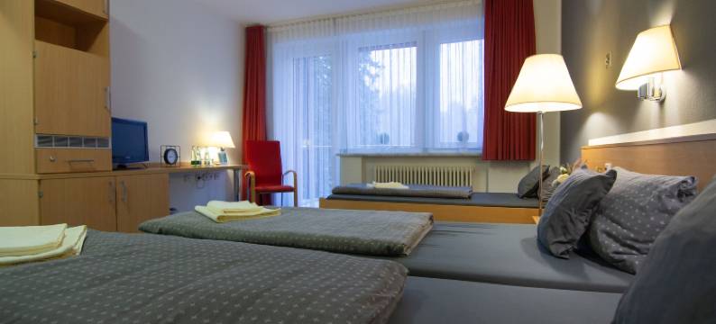 绿夜酒店(Green Night)图片