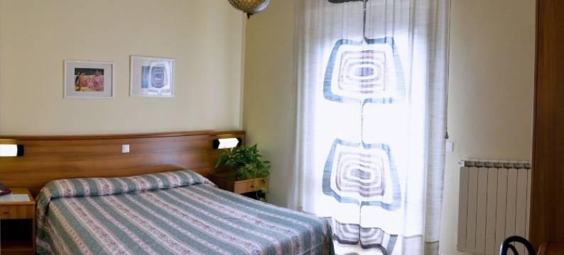 德尔哥佛酒店(Hotel Del Golfo)图片