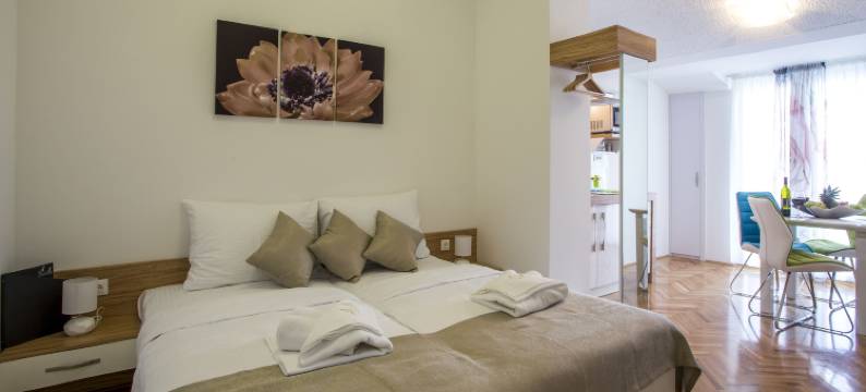 阿德里翁公寓式酒店(Adrion Aparthotel)图片