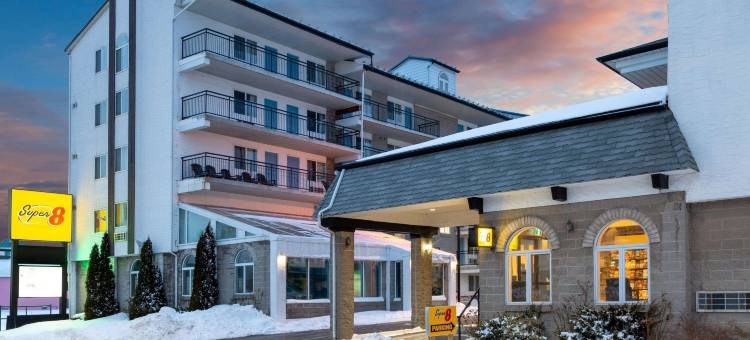 尼亚加拉瀑布城速8酒店-临近瀑布(Super 8 by Wyndham Niagara Falls by the Falls)图片