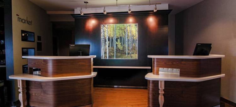 莱诺克斯伯克希尔万怡酒店(Courtyard Lenox Berkshires)图片