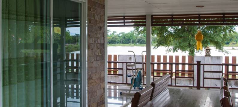 彻姆佩舄湖度假村酒店(Chum Phae Lagoon Resort)图片