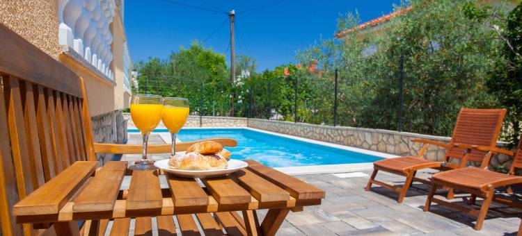 佩希恩缇纳酒店(Pansion Tina)图片