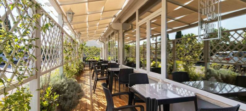 西蒙酒店(Simon Hotel)图片