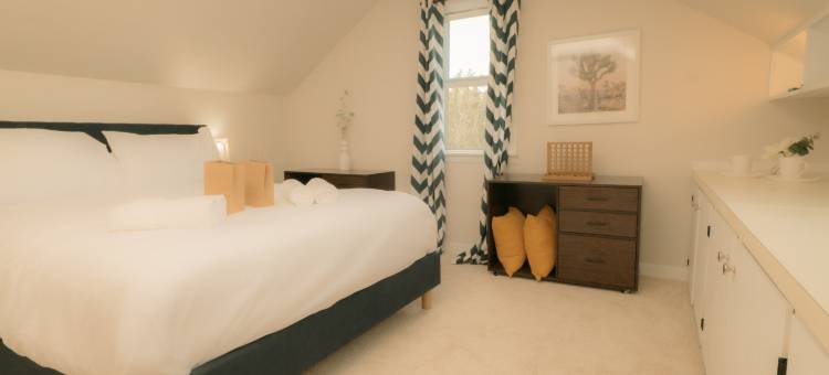 Modern Comforts with Smart Amenities - Stylish Cozy Oasis图片