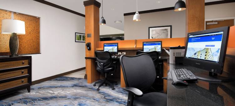 迈阿密机场南万枫酒店及套房(Fairfield Inn & Suites Miami Airport South)图片
