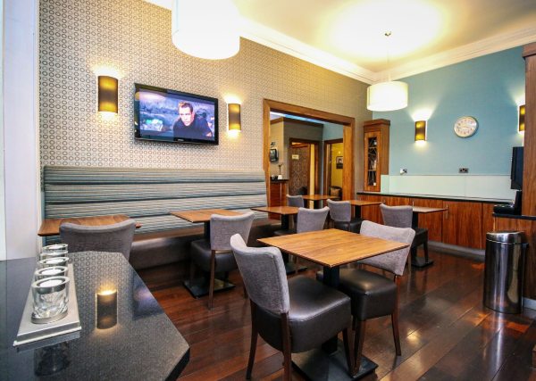 Acorn HotelHotel Overview