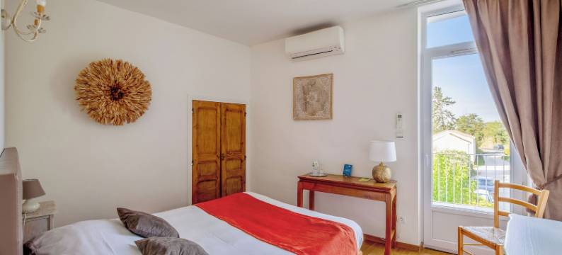 罗吉乡村别墅酒店(Logis Hôtel la Bastide des Monges)图片