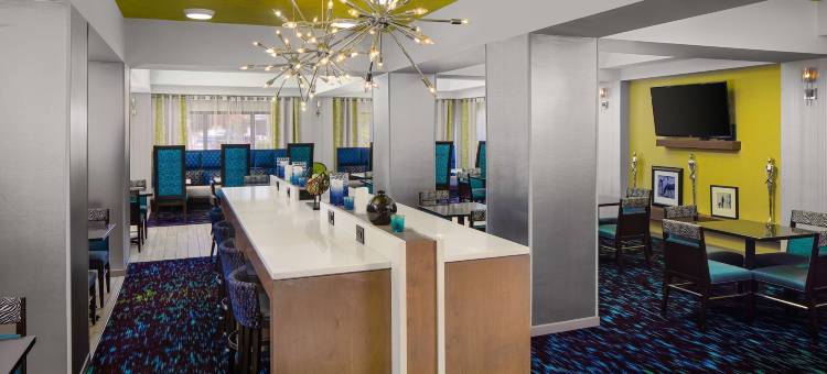 纳什维尔机场欢朋套房酒店(Hampton Inn & Suites Nashville-Airport)图片