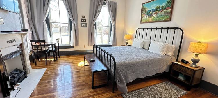 阿尔派恩床和早餐(Alpine Bed and Breakfast)图片