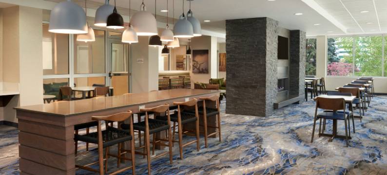 卡尔加里市中心万枫酒店及套房(Fairfield Inn & Suites Calgary Downtown)图片