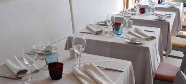 克罗姆港HPC旅馆(Hostal Hpc Porto Colom)图片